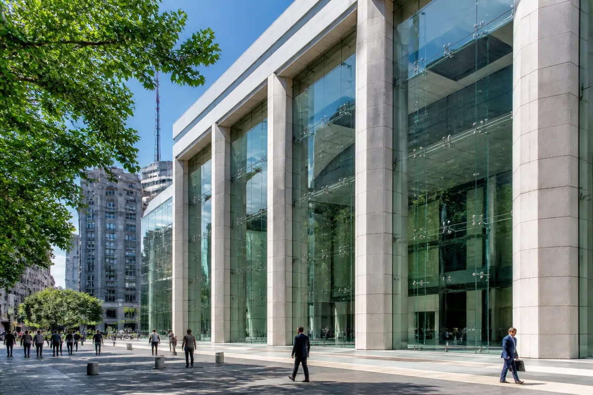 Banco Central de Chile recorta su previsión de PIB al 1% para 2026