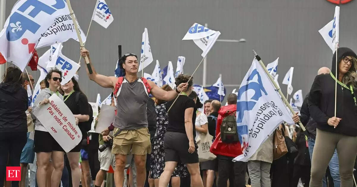 Air Canada suspende sus previsiones de ganancias tras un enfrentamiento con la unión de tripulantes en huelga