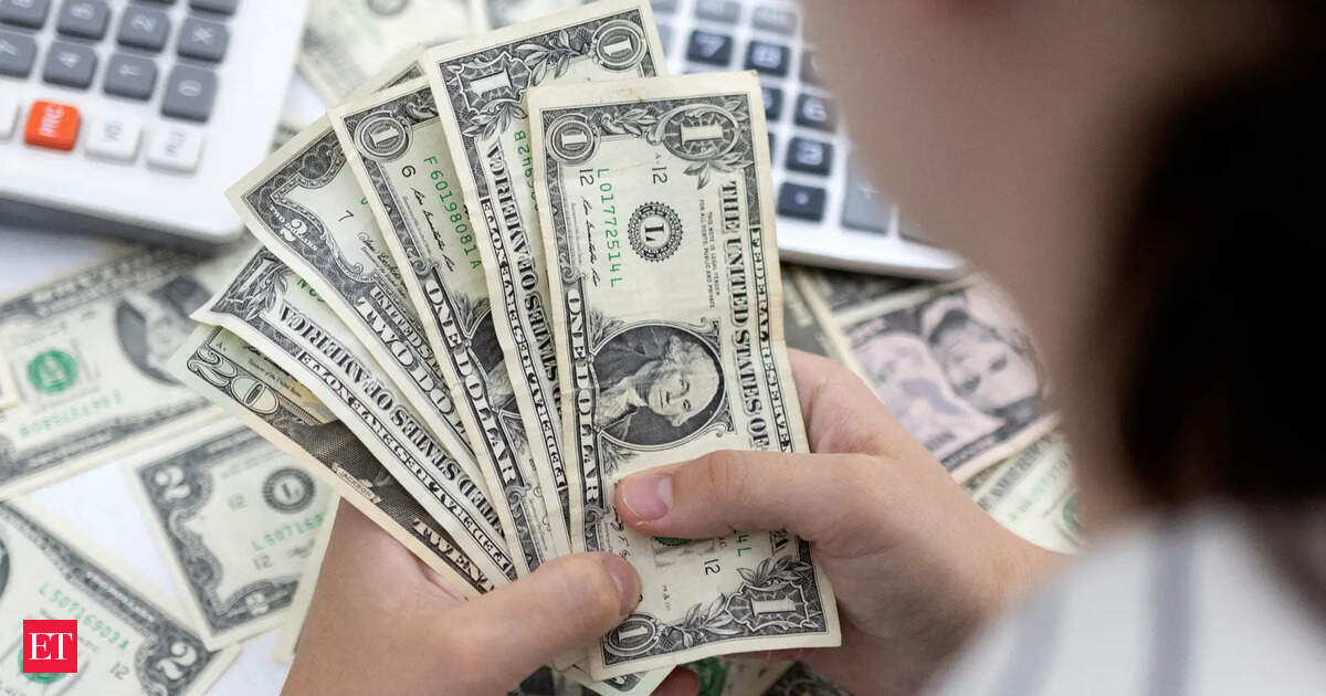 ¿Está el dólar perdiendo su encanto? La política de EE. UU. podría cambiar las reglas del juego global.