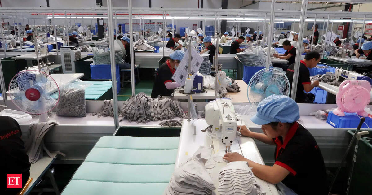 Los beneficios industriales de China caen drásticamente: ¿qué significa para la economía y tu bolsillo?