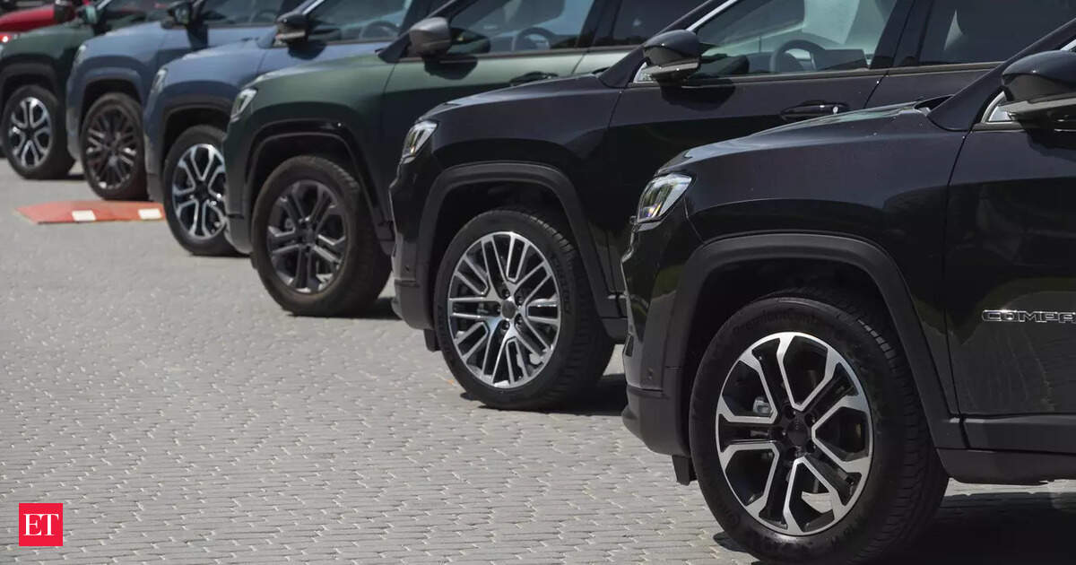 Las ventas de autos en EE. UU. suben un 2% en 2025: ¿qué nos deparará el futuro ante la incertidumbre regulatoria?