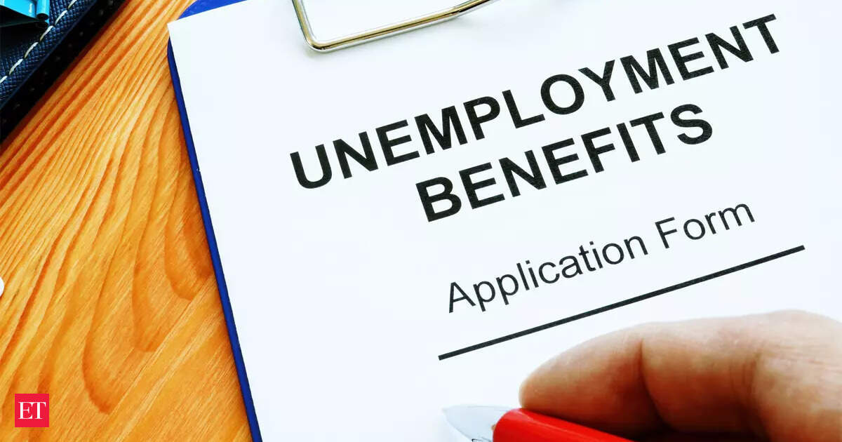 ¿Sabías que las solicitudes de desempleo en EE. UU. cayeron, pero el mercado laboral sigue estancado? Descubre por qué esto importa.