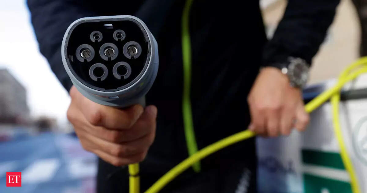 La batalla entre Trump y California: ¿Cómo afectará a los fabricantes de automóviles y a la industria de los EV?