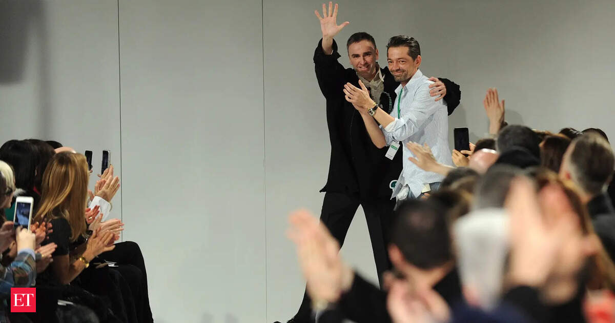 Versace elige a Pieter Mulier como Director Creativo: ¿qué cambios traerá a la prestigiosa marca italiana?