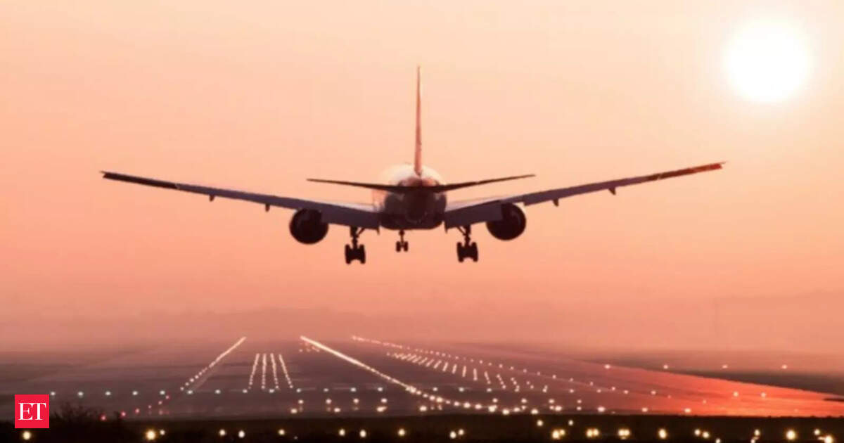 Los precios de los vuelos entre Asia y Europa se disparan: ¿cómo afecta el cierre de aeropuertos en Oriente Medio?