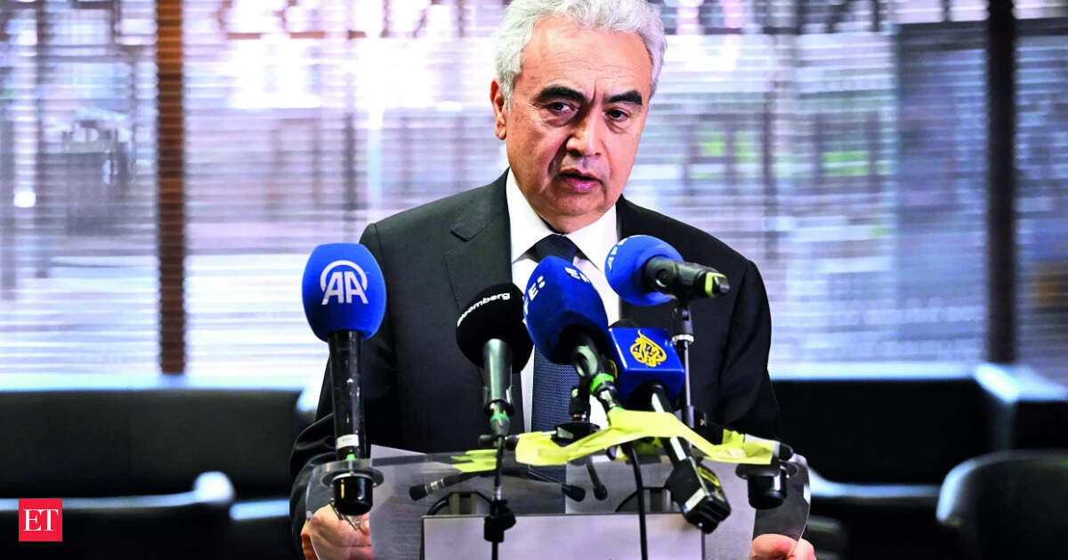 ¿Es seguro? La IEA asegura que hay suficiente petróleo en el mercado a pesar del caos en Asia Occidental